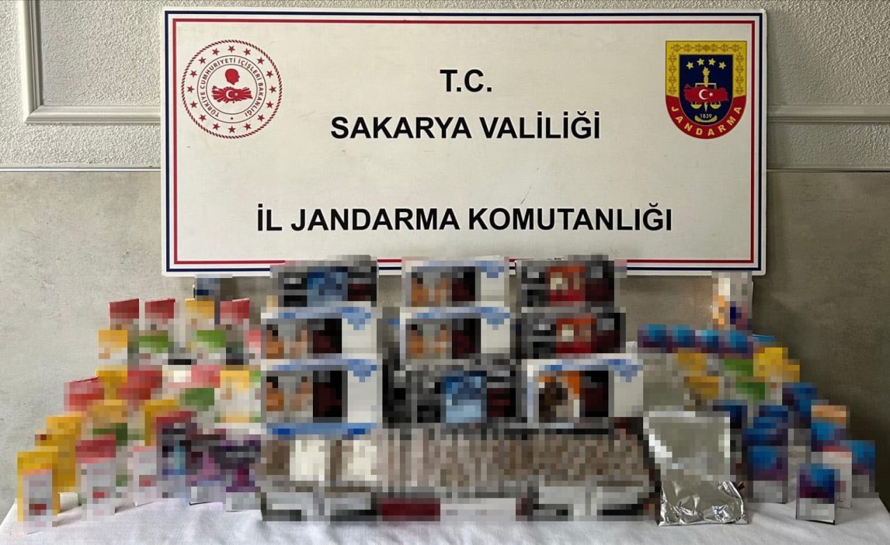 Sakarya’nın Serdivan, Sapanca ve Erenler ilçelerinde jandarma ekiplerince yapılan kaçakçılık
