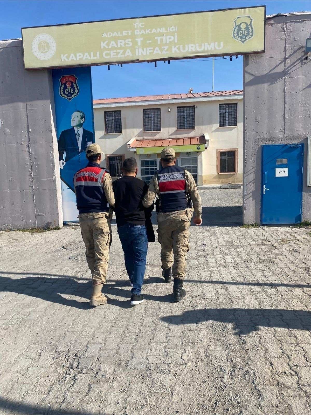 Kağızman’da hakkında 4 yıl, 2 ay hapis cezası bulunan 1