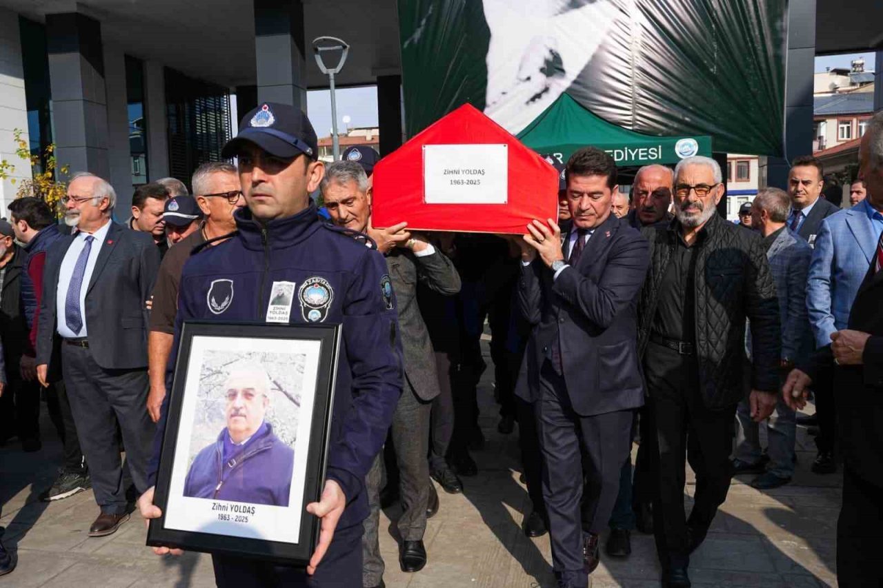 Trabzon’da Ortahisar Belediyesi Zabıta Müdürlüğü’nde görev yapan ve geçirdiği kalp