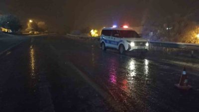 Sivas’ta akşam saatlerinde etkisini artıran yoğun kar ve tipi hayatı