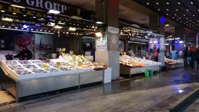 Karadeniz’de son 35 yılın en bereketli hamsi sezonu yaşanıyor. Hamsi