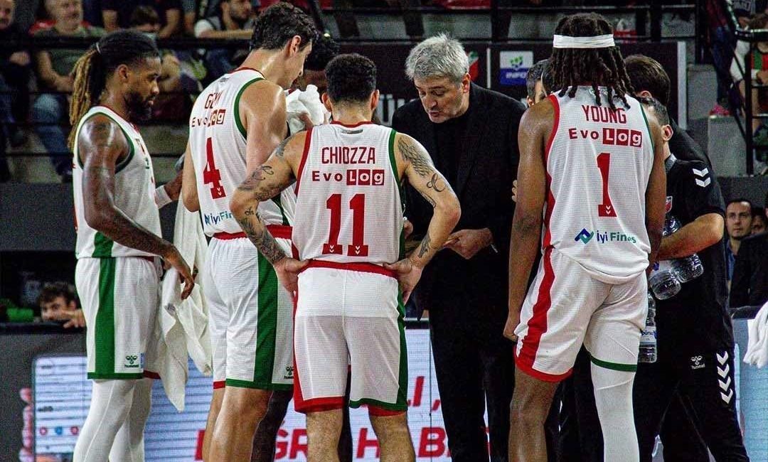 Karşıyaka Basketbol, bu sezonun ilk 6 karşılaşmasında yalnızca 1 galibiyet