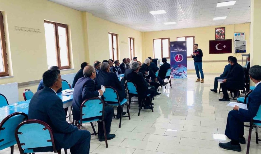 Kars İl Jandarma Komutanlığı ekipleri, siber suçlarla mücadele kapsamında kırsal