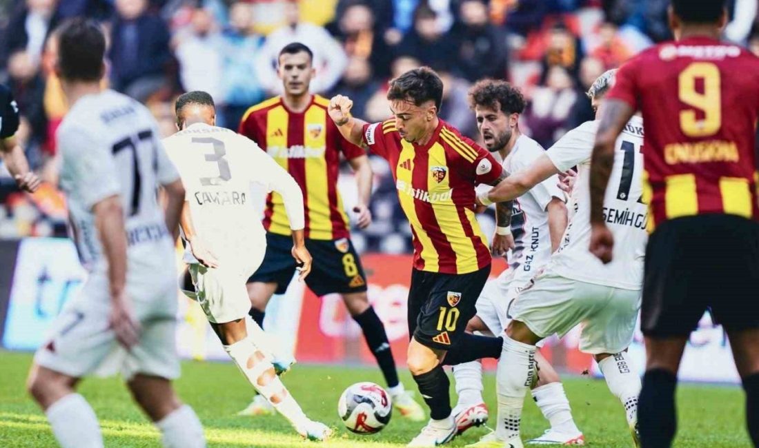 Kayserispor ligin 13. haftasını mağlubiyetle kapatarak 17. sıraya geriledi. Süper
