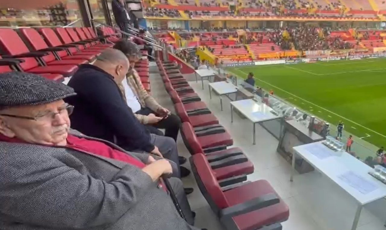 Kayserispor eski başkanlarından 86 yaşındaki ’Kebapçı Hilmi’ lakaplı Hilmi Özdoğan;