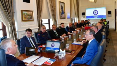 Yaklaşan kış mevsimi öncesinde Trabzon’da Vali Aziz Yıldırım başkanlığında Kış