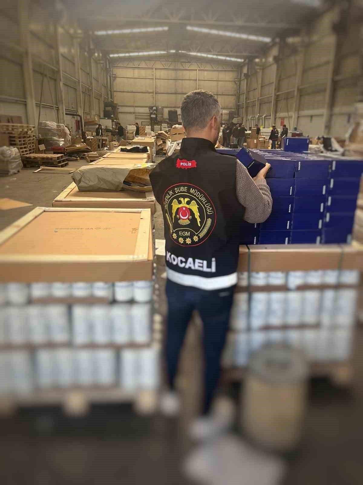 Kocaeli’nin Kartepe ilçesinde düzenlenen operasyonda, yaklaşık 15 milyon lira değerinde
