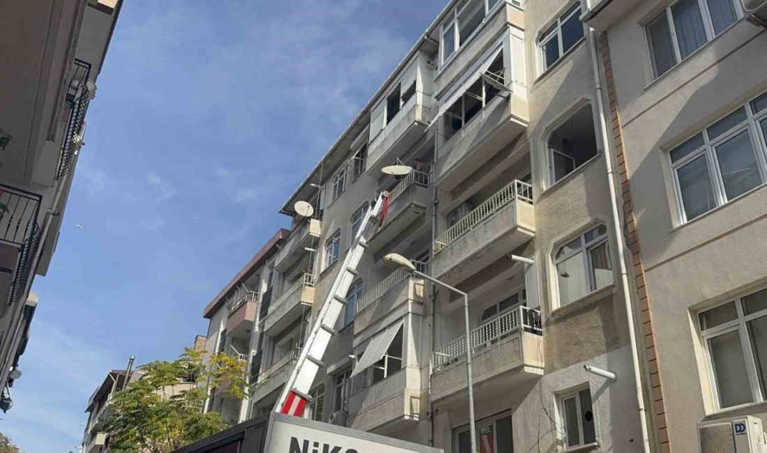 Kocaeli’nin Darıca ilçesinde yapılan teknik inceleme sonucu riskli yapı statüsünde