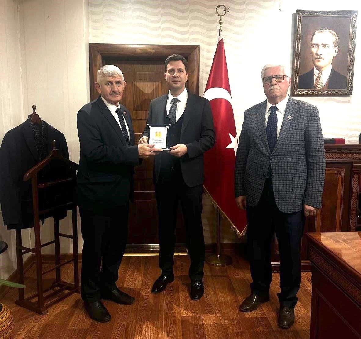 Türkiye Muharip Gaziler Derneği Erzurum Şube Başkanı Salih Mesci, Yakutiye