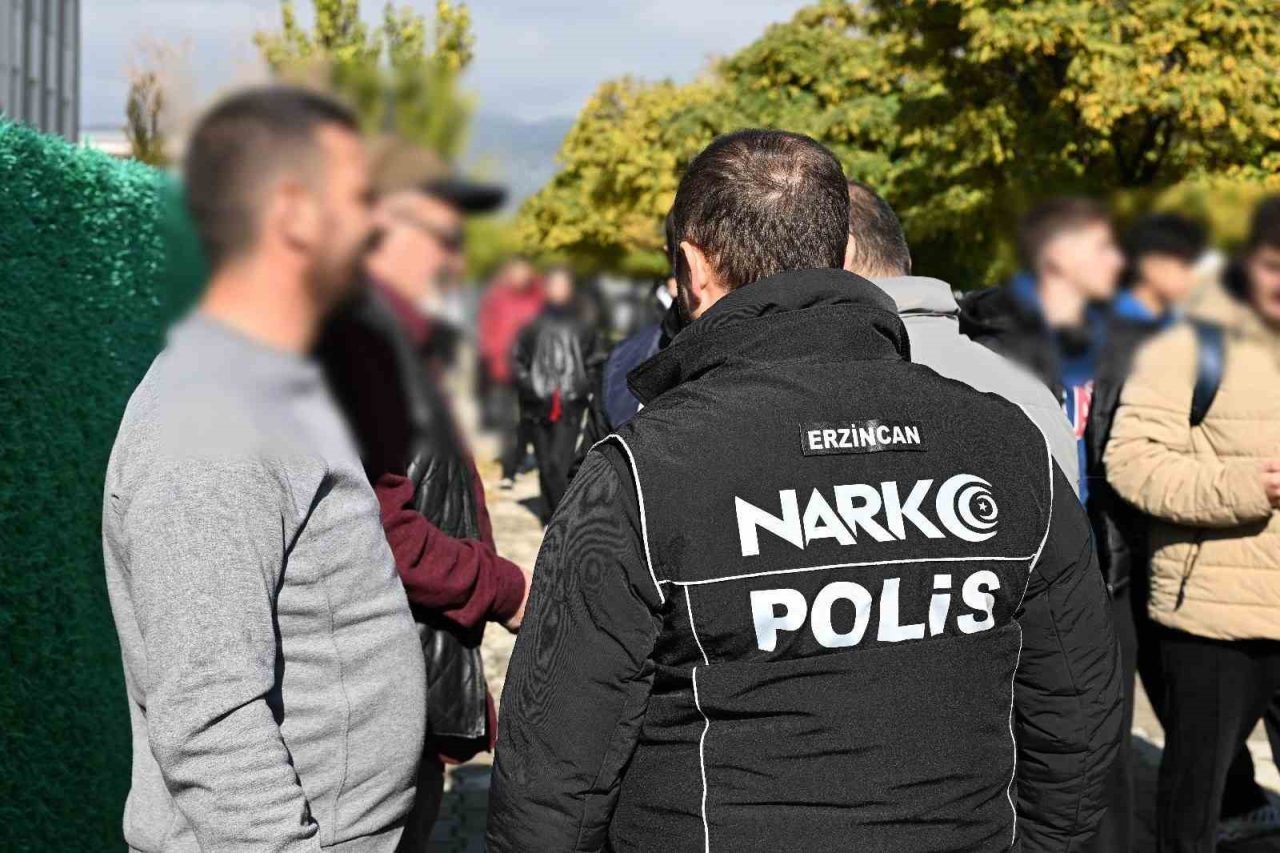 Erzincan İl Emniyet Müdürlüğü ekipleri tarafından, Türkiye genelinde eş zamanlı