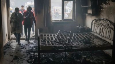 Ordu’nun Altınordu ilçesinde bir evde elektrikli battaniyeden çıkan yangında 4