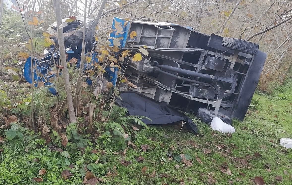 Ordu’nun Fatsa ilçesinde patpatın uçuruma yuvarlanması sonucu 1 kişi öldü,