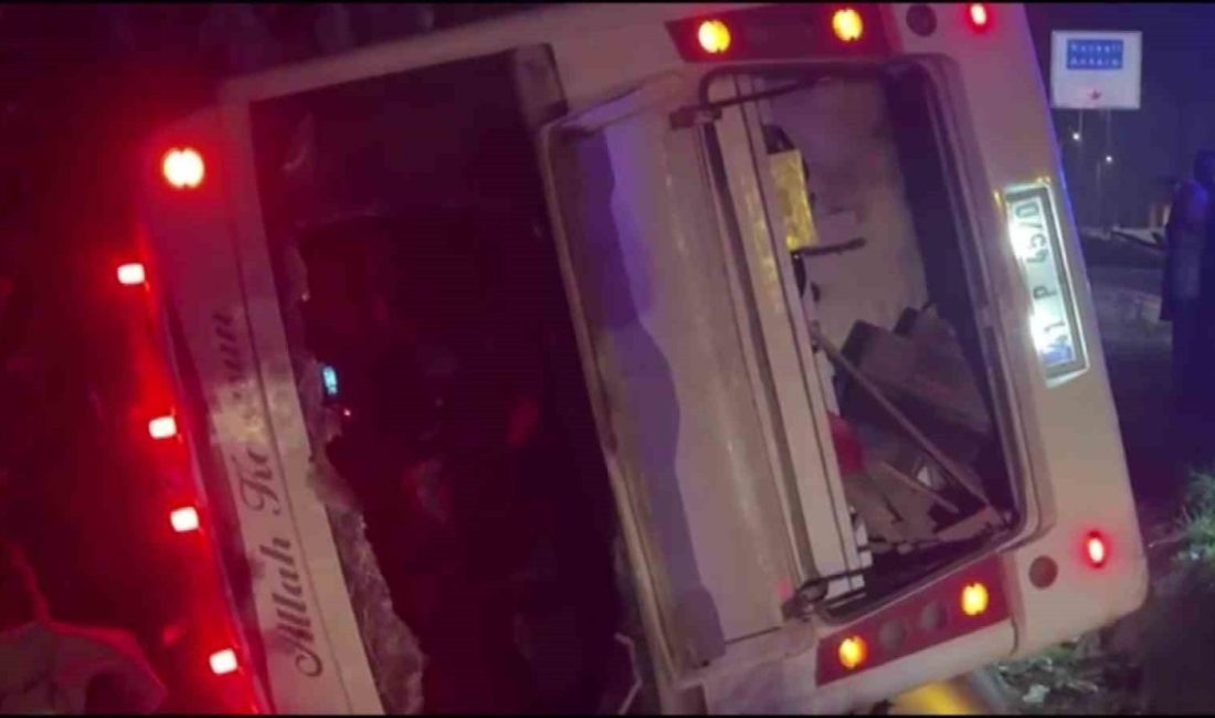 Kocaeli’nin Gebze ilçesinde işçileri taşıyan midibüs otomobil ile çarpışması sonucu