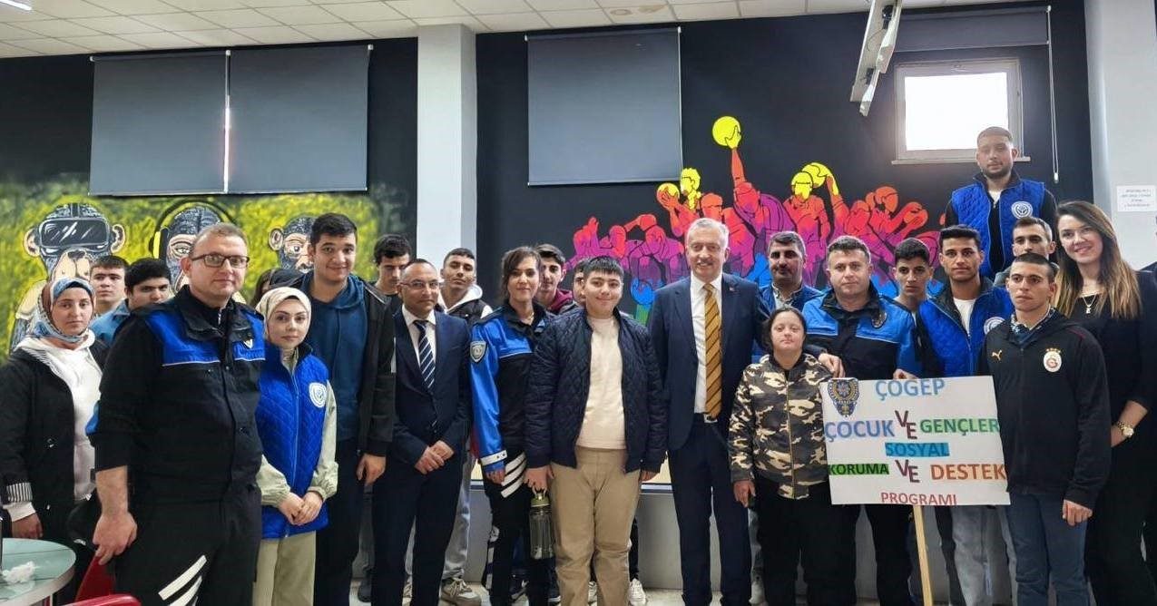 Erzincan İl Emniyet Müdürlüğü Toplum Destekli Polislik Şube Müdürlüğü personeli,