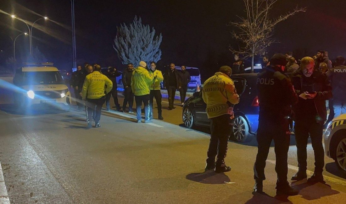 Erzincan’da alkollü sürücünün yarım saat süren kaçışı filmleri aratmadı. 3