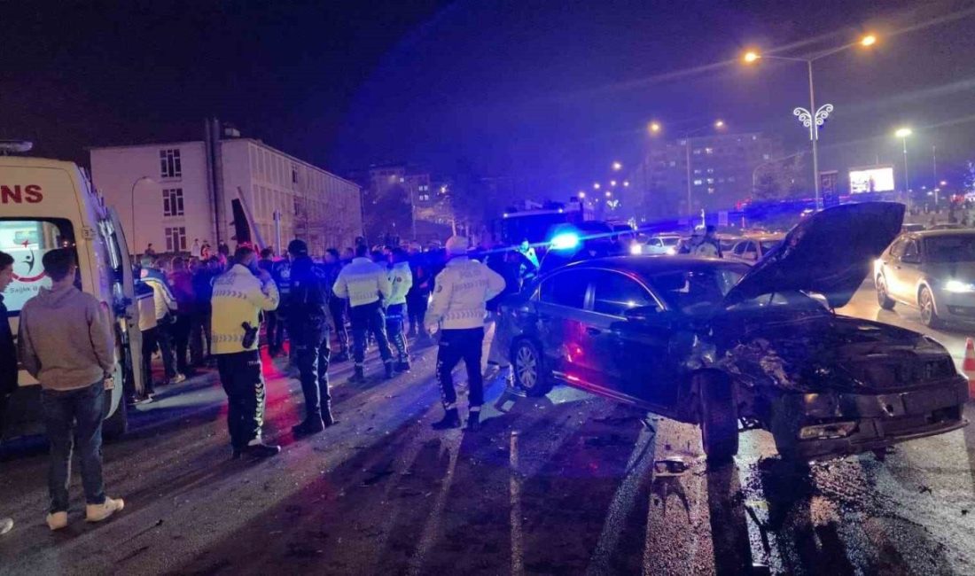 Erzurum’da polis kontrol noktasından kaçan bir sürücü, önce kavşakta başka