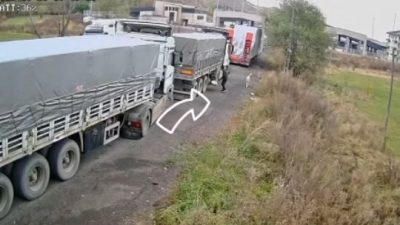 Ardahan’ın Posof ilçesinde Türkiye’yi Gürcistan’a bağlayan Türkgözü Gümrük Kapısı’na geçiş