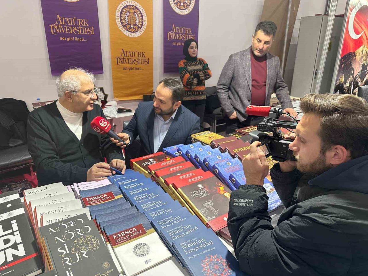 Doğu Anadolu Erzurum 7. Kitap Fuarı’nda imza günleri tüm hızıyla
