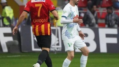 Çaykur Rizespor ile Kayserispor, Süper Lig’de 3 puan mücadelesi verecek.