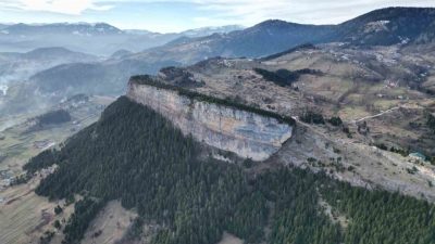 Trabzon’un Düzköy ilçesinde Doğu Karadeniz Bölgesi’nin tek tırmanış bahçesi olma