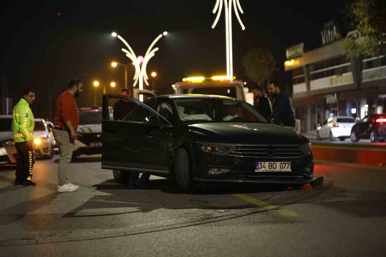 Sakarya’nın Serdivan ilçesinde narkotik polislerinin istihbarı çalışması neticesinde uyuşturucu madde
