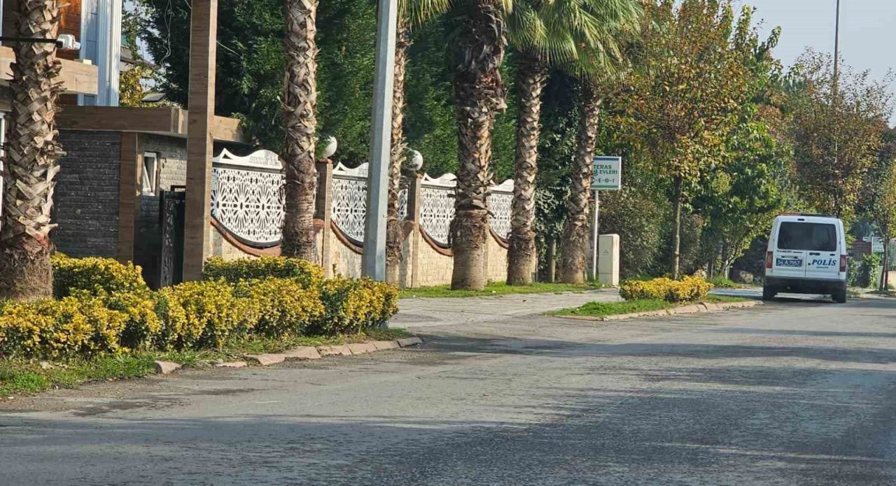 Sakarya’nın Sapanca ilçesinde site içindeki bir villada fenalaşan Filistin uyruklu