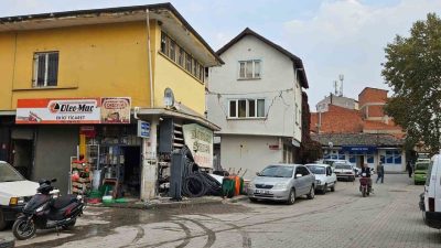 Balıkesir’in Sındırgı ilçesinde 4.5 büyüklüğünde deprem meydana geldi. Balıkesir’de artçı