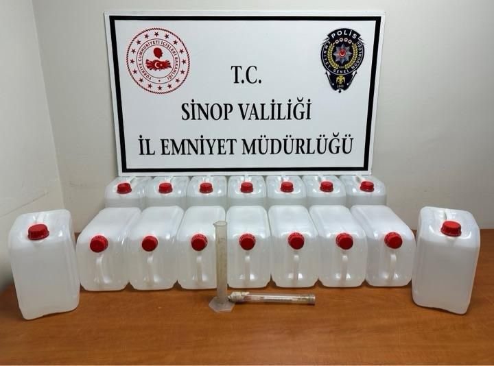 Sinop’ta sahte/etil alkole yönelik düzenlenen operasyonda 60 litre etil alkol