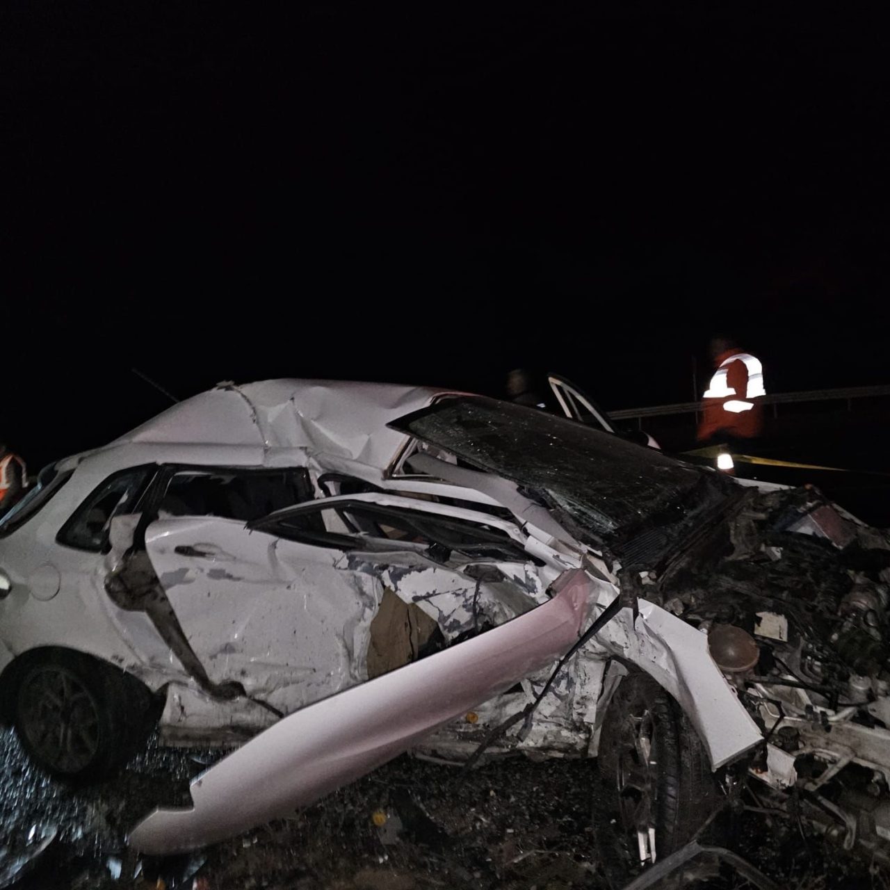 Sivas’ta iki otomobilin çarpışması sonucu meydana gelen trafik kazasında 1