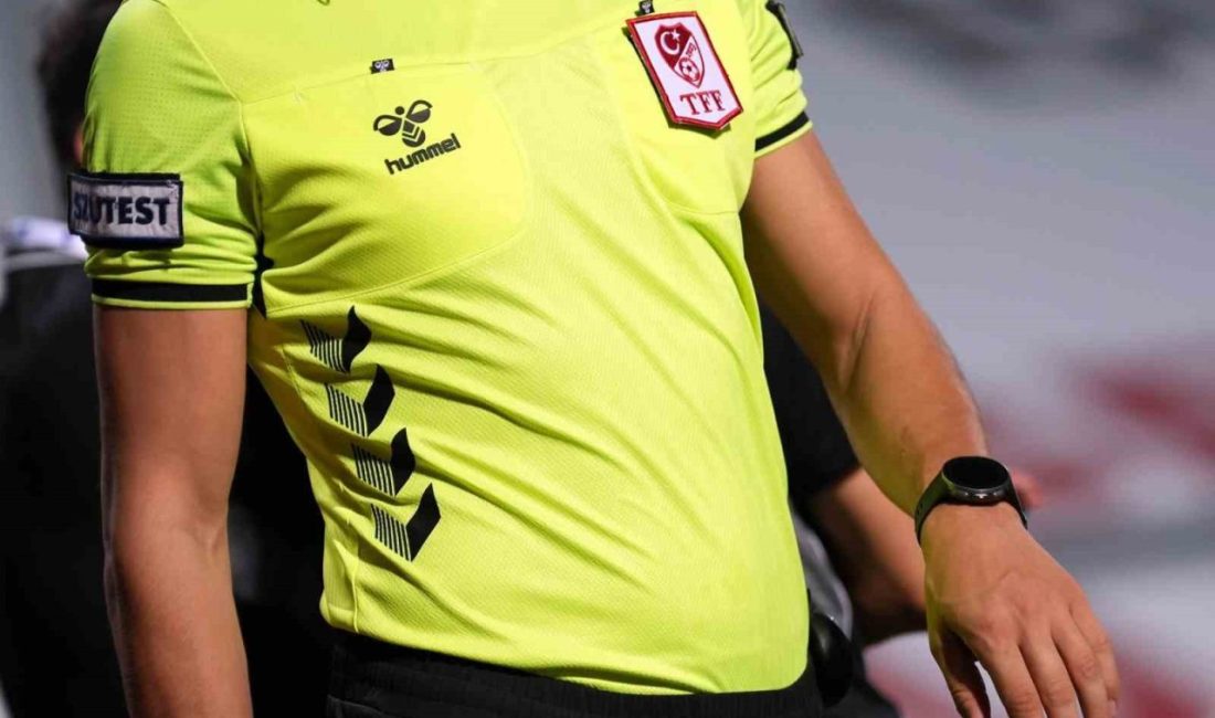 Trendyol Süper Lig’in 12. haftasında oynanacak karşılaşmalarda düdük çalacak hakemler