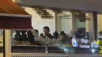 Kocaeli’nin Gebze ilçesinde devrilerek 4 kişiye mezar olan binaya yaklaşık