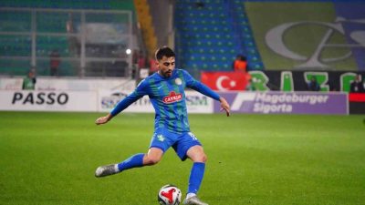 Fenerbahçe’nin Teknik Direktörü Domenico Tedesco, Çaykur Rizespor’un sağ beki Muhammet