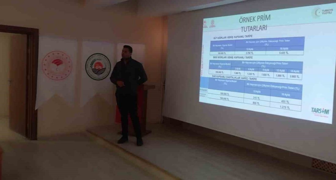Erzurum’un Tekman ilçesinde çiftçilere yönelik tarım sigortalarına yönelik bilgilendirme semineri