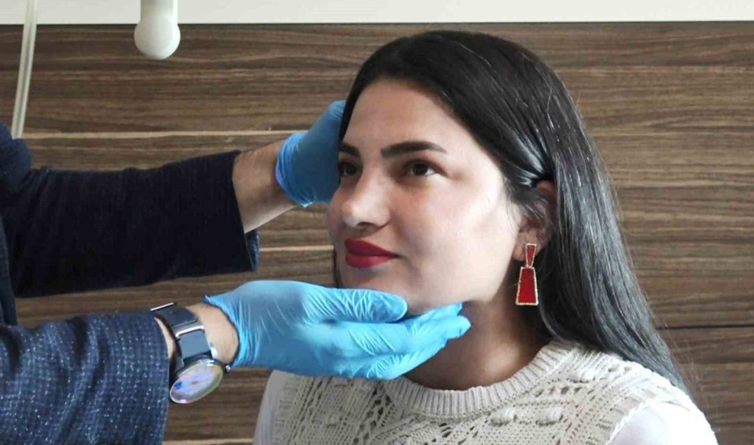 Hakkari’de ve çevre illerde 1,5 yıl boyunca tükürük bezindeki taş