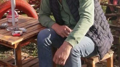 Trabzon’un Akçaabat ilçesinde durakta çıkan kavgada tabancayla vurulan dolmuş şoförü