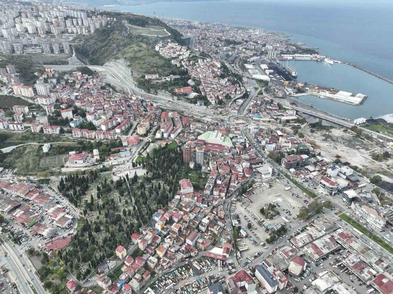 Trabzon Büyükşehir Belediyesi Ortahisar ilçesindeki Sanayi Mahallesi’nin geleceğini şekillendirecek büyük