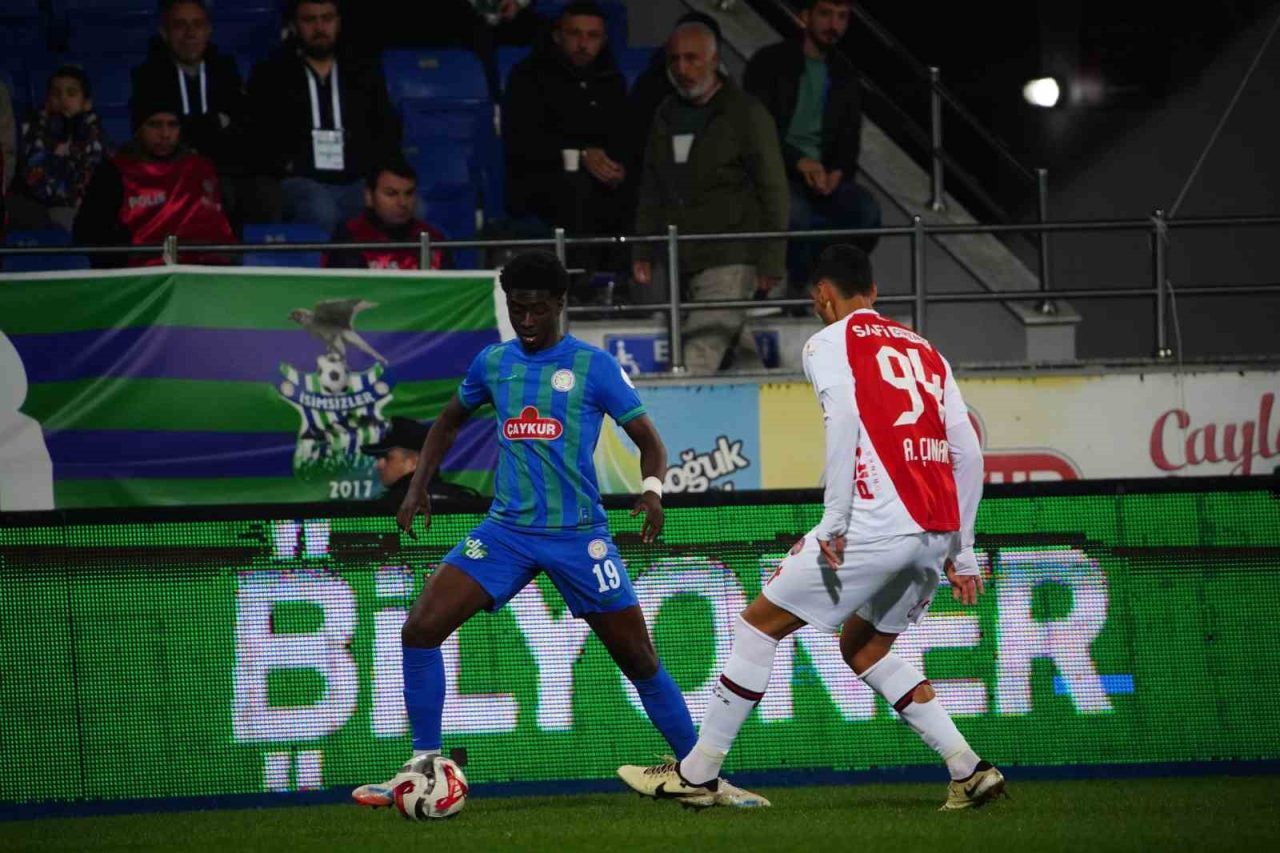 Trendyol Süper Lig’in 11. haftasında Çaykur Rizespor, sahasında Fatih Karagümrük