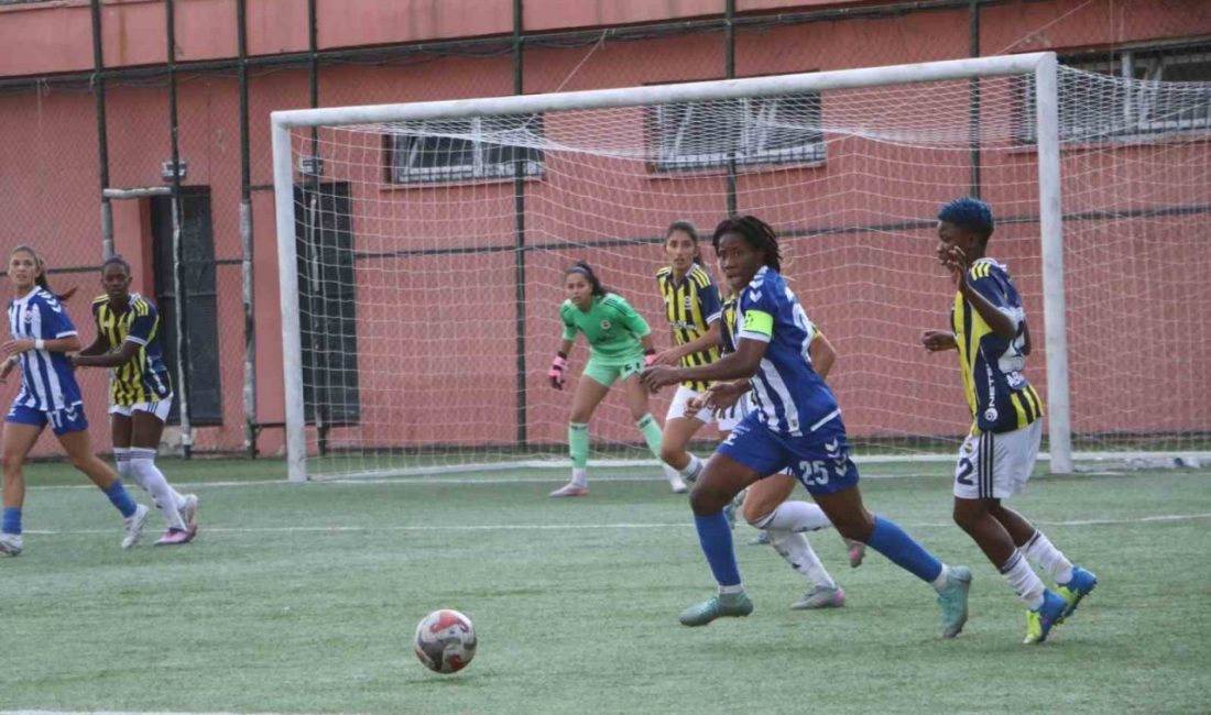 Türkcell Kadın Futbol Süper Ligi’nin 4. hafta erteme maçında Hakkarigücü