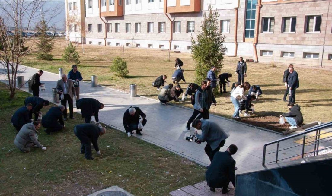 Erzincan Binali Yıldırım Üniversitesi Rektörü Prof. Dr. Akın Levent, çevre