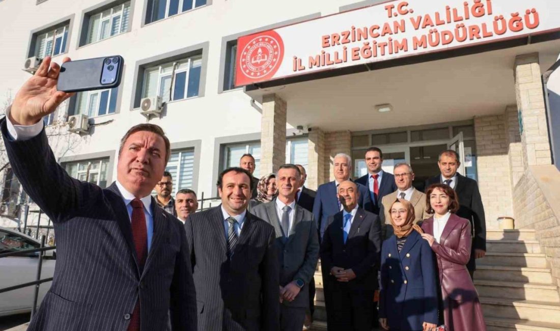 Erzincan Valisi Hamza Aydoğdu, 24 Kasım Öğretmenler Günü dolayısıyla öğretmenlerle