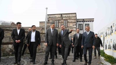 Erzurum’da “Dil ve Edebiyat Konağı” ile “Edebiyat Sokağı” yapılan programlarla