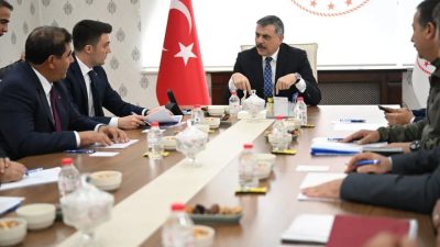 Erzurum Valisi Mustafa Çiftçi, ilçe ziyaretleri kapsamında Horasan’da bir dizi