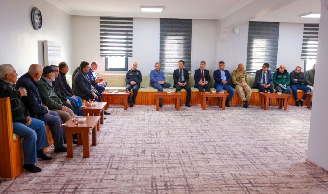 Bayburt Valisi Mustafa Eldivan, sıklıkla gerçekleştirdiği köy ziyaretleri kapsamında Sancaktepe