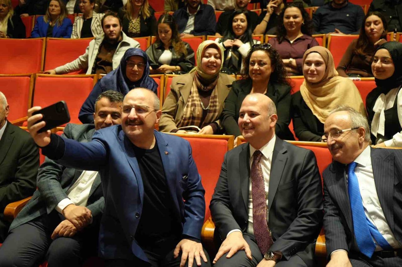 TBMM Sanayi, Ticaret, Enerji, Tabii Kaynaklar, Bilgi ve Teknoloji Komisyon