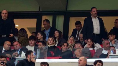 A Milli Futbol Takımı Teknik Direktörü Vincenzo Montella, Galatasaray-Trabzonspor maçını