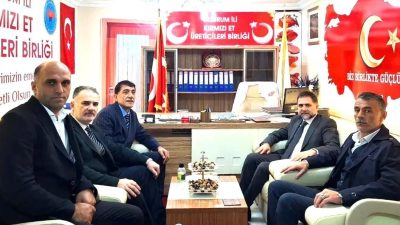 Yakutiye Belediye Başkanı Dr. Mahmut Uçar, beraberinde AK Parti Yakutiye