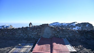 Trabzon-Bayburt sınırında 3 bin 100 rakımda bulunan ve 4 gün