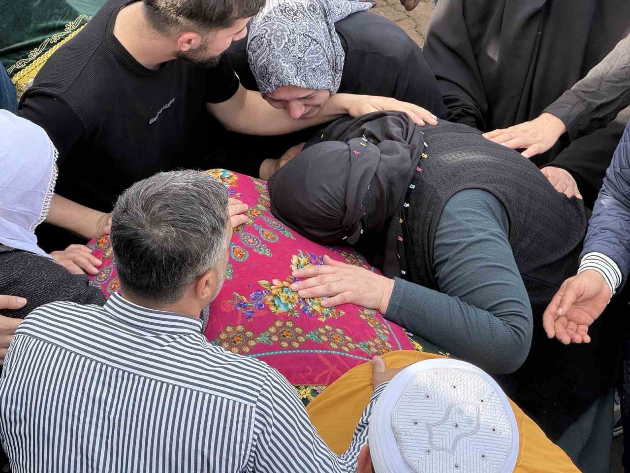 Kocaeli’nin Dilovası ilçesinde parfüm dolum tesisinde çıkan yangında hayatını kaybeden