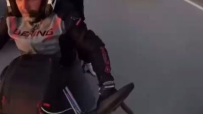 Giresun’da trafik magandaları Karadeniz Sahil Yolu’nu kapatarak drift yaptı. O