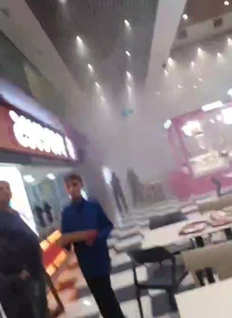 Zonguldak’ta Esas 67 Burda Alışveriş Merkezi’nin (AVM) yemek katındaki bir